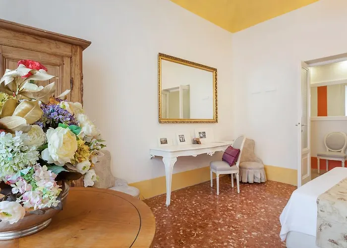 Visconti Family Apartment Vatican Rom